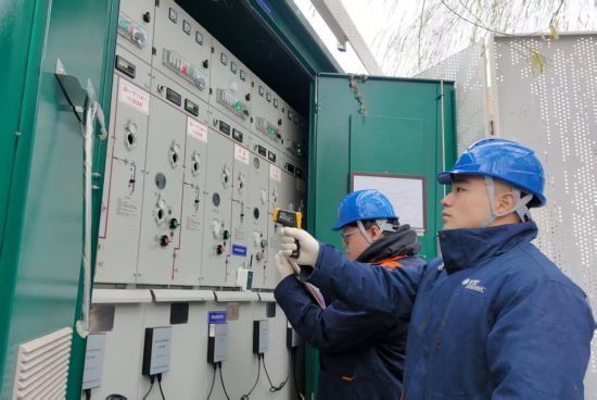 �����������繫˾�˼���Ա����ѩ��Ѳ������������Ԫ�������� ��