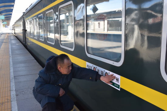 ͼ2��ÿ�νӳ���һ���£���骶�Ҫ��ȫ�з����ơ���˳�ŵȱ�ʶ����ȫ����