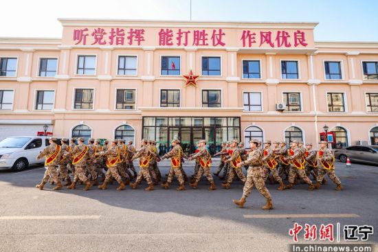以青春赴山海 铁西新兵守家国