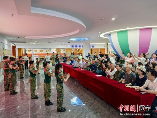 书香传薪火！沈阳铁西新时代雷锋书屋揭牌 点亮城市红色文化新坐标