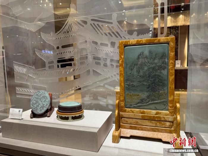 5月23日,“天工辽作·山海华章——辽作馆预热展”在沈阳举办。韩宏 摄 5月23日,“天工辽作·山海华章——辽作馆预热展”在沈阳举办。韩宏 摄
