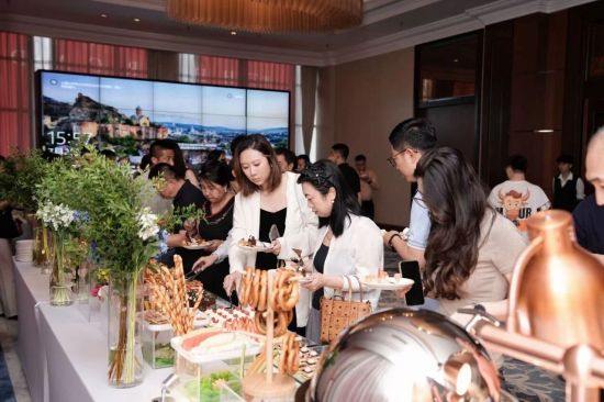 “港桥通寰宇 辽企启新航”――2026辽港经贸协同与企业出海高质量发展论坛成功举办