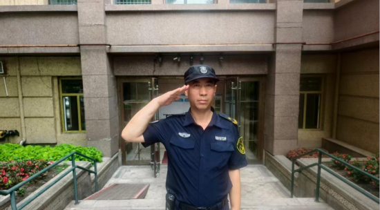 张殿鹏,1990年退伍,翠湖天地璞园保安班长 张殿鹏,1990年退伍,翠湖天地璞园保安班长