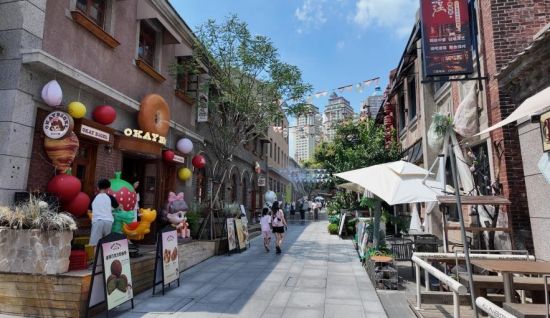 东关街街景。梁金浩 摄 东关街街景。梁金浩 摄