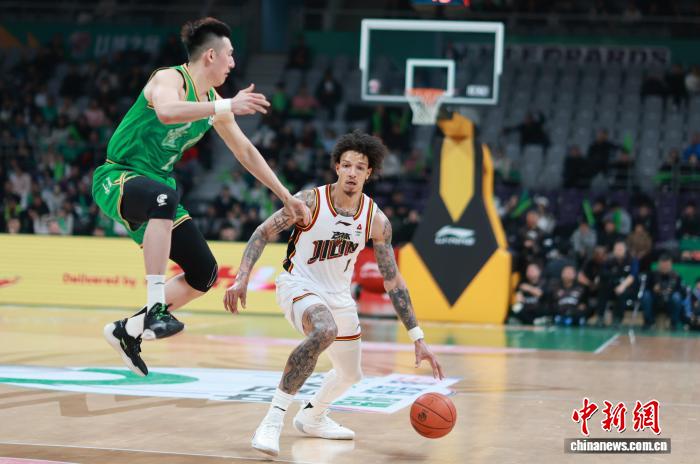 CBA��������10�֣��������ֶ�86:72ʤ����ɽ�������