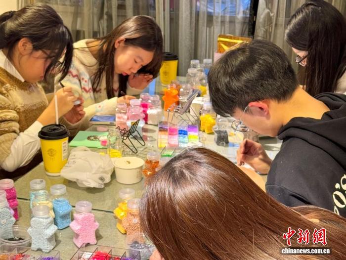 ƴ�������ݡ��ഺ