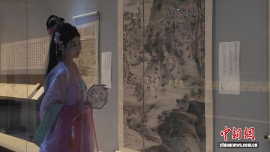 12��30�գ���ʫ���й������й��滭��ʫ��֮����չ��������ʡ����ݿ�չ���������� ��