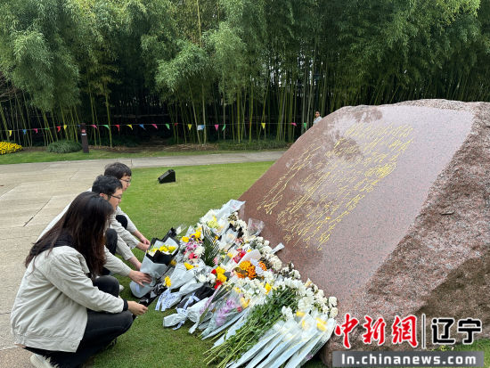 中建八局东北公司上海越界30项目党支部开展缅怀革命先